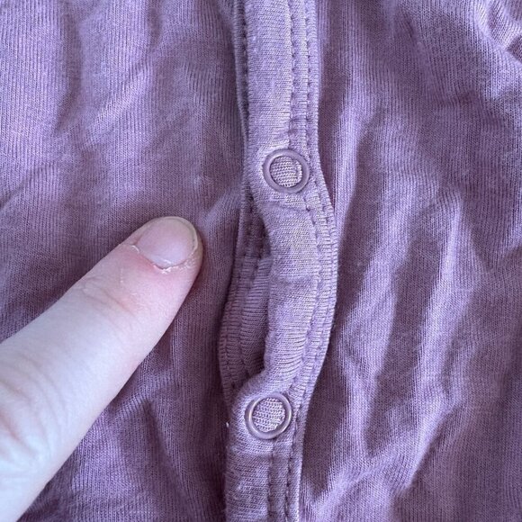 Kyte Baby Romper PJs with Snaps 0-3 months Dusty Pink Includes Hat - Picture 6 of 10